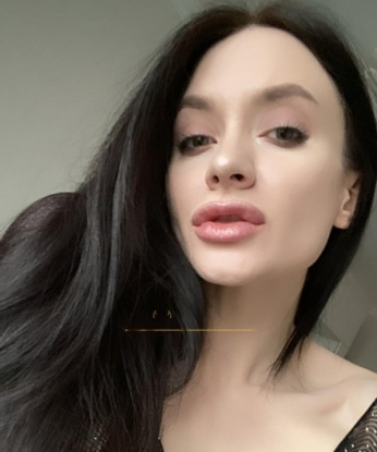Я создам незабываемую атмосферу и погрузимся в море удовольствия. 👄
🔥 У меня большой опыт и превосходные навыки, которые помогут тебе расслабиться и забыть о проблемах. Возможности, которые я предоставляю, включают классический секс, оральный секс, массаж и многое другое. 💋
💫 Я гарантирую тебе полную конфиденциальность и абсолютное удовлетворение! У меня есть много положительных отзывов от моих предыдущих клиентов, которые подтверждают мою незабываемую работу. 🌟
📸 Фото соответствуют действительности, я выгляжу также сногсшибательно и сексуально в реальности!
🌃 Только в Москве я могу предложить тебе сказочные моменты нашей встречи. Наслаждайся жизнью и доверься мне, чтобы испытать настоящее блаженство и страсть. ✨
💌 Звони мне и мы воплотим все твои сокровенные желания в реальность. Я готова подарить тебе незабываемое время! 💫 Юлия